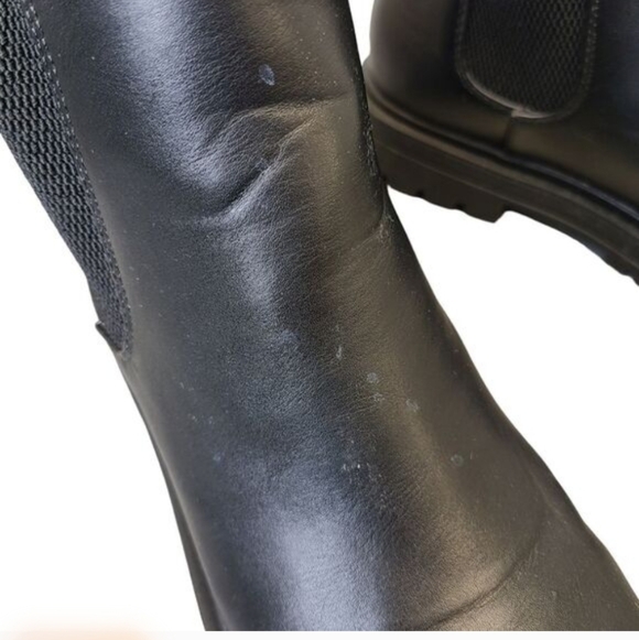 Soda Pilot Womens Lug Sole Low Heel Chelsea Fashion Black Ankle Booties 9 - Picture 9 of 12